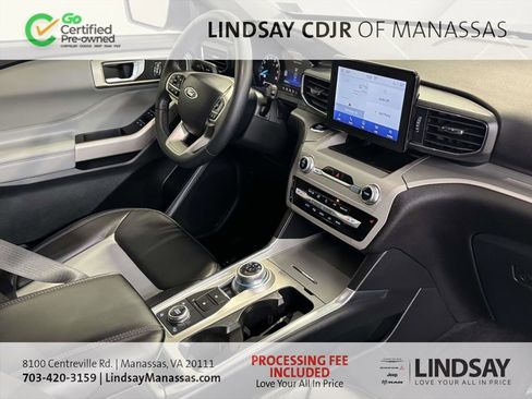 Used 2023 Ford Explorer XLT w/ Equipment Group 202A AWD/4WD image 11