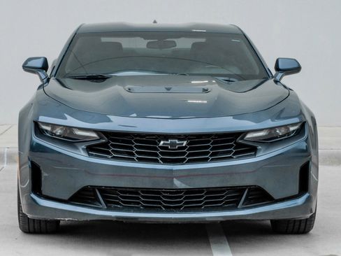 Used 2021 Chevrolet Camaro LT RWD image 5