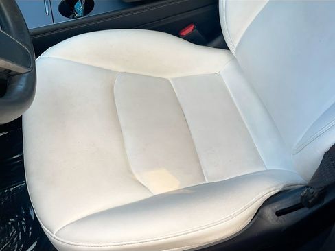 Used 2021 Tesla Model 3 Standard Range Plus RWD image 17