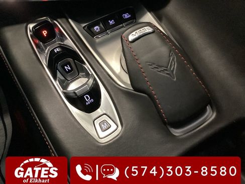 Used 2021 Chevrolet Corvette Stingray Premium Cpe w/ Z51 Performance Package image 17