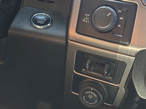 Used 2022 Ford F250 Platinum AWD/4WD image 16