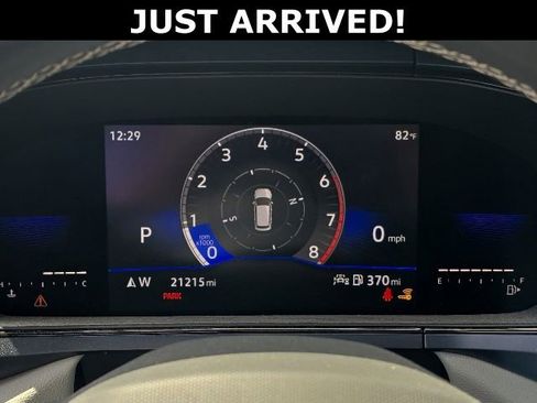 Used 2022 Volkswagen Taos SE FWD image 24
