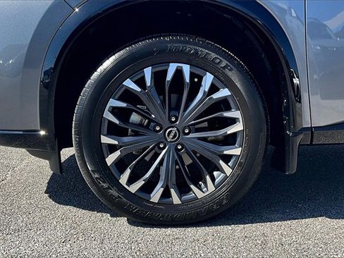 Certified 2024 Nissan Rogue Platinum image 33