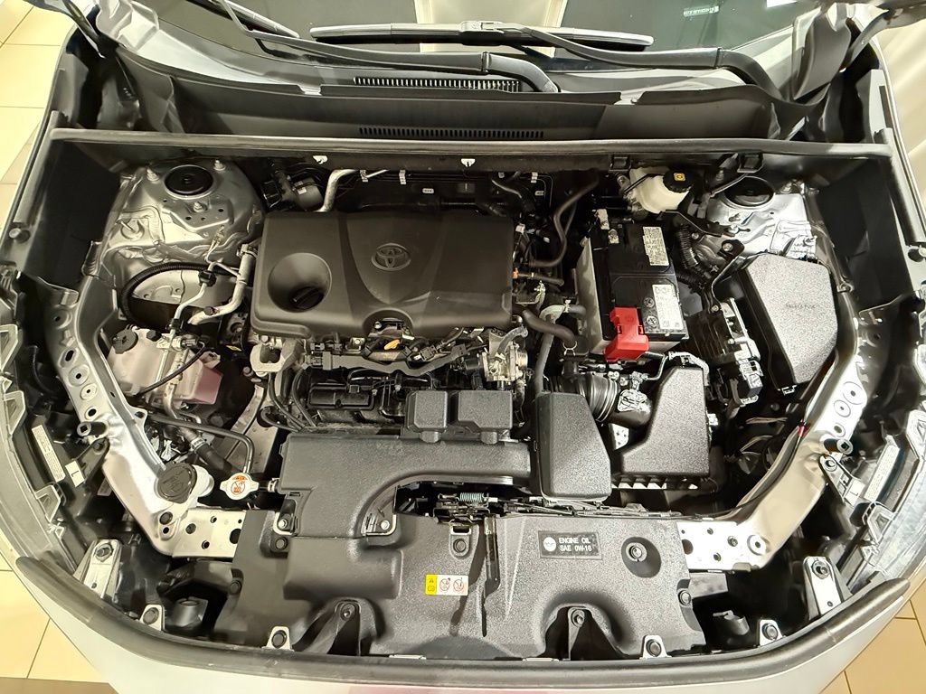 Certified 2025 Toyota RAV4 LE AWD/4WD image 10