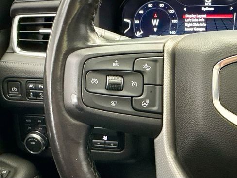 Used 2022 GMC Yukon Denali w/ Denali Premium Package image 11