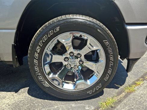 Used 2022 RAM 1500 Big Horn AWD/4WD image 8
