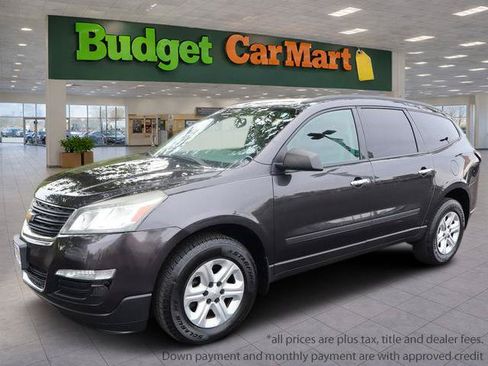 Used 2015 Chevrolet Traverse LS FWD image 1