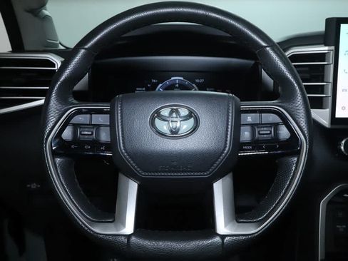 Used 2024 Toyota Tundra Limited AWD/4WD image 23