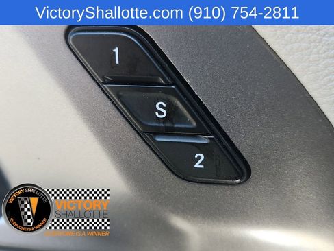 Certified 2023 Chrysler Pacifica Touring-L FWD image 20