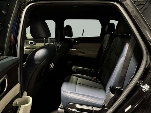 Used 2023 Kia Sorento SX Prestige image 23