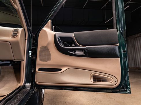 Used 2003 Ford Ranger XLT image 21