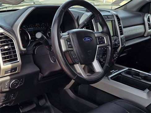 Used 2018 Ford F250 Lariat w/ Lariat Ultimate Package image 30