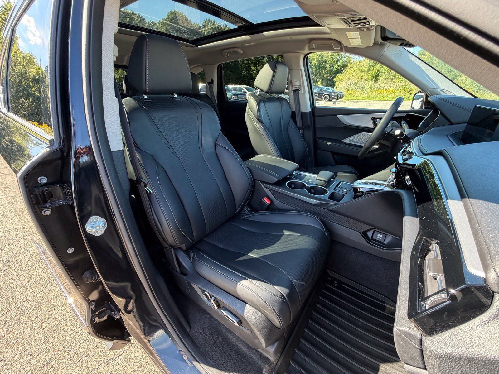 Used 2023 Acura MDX w/ Technology Package AWD/4WD image 52
