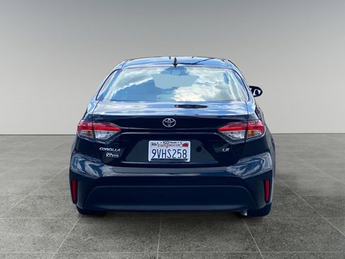 Used 2025 Toyota Corolla LE FWD image 4
