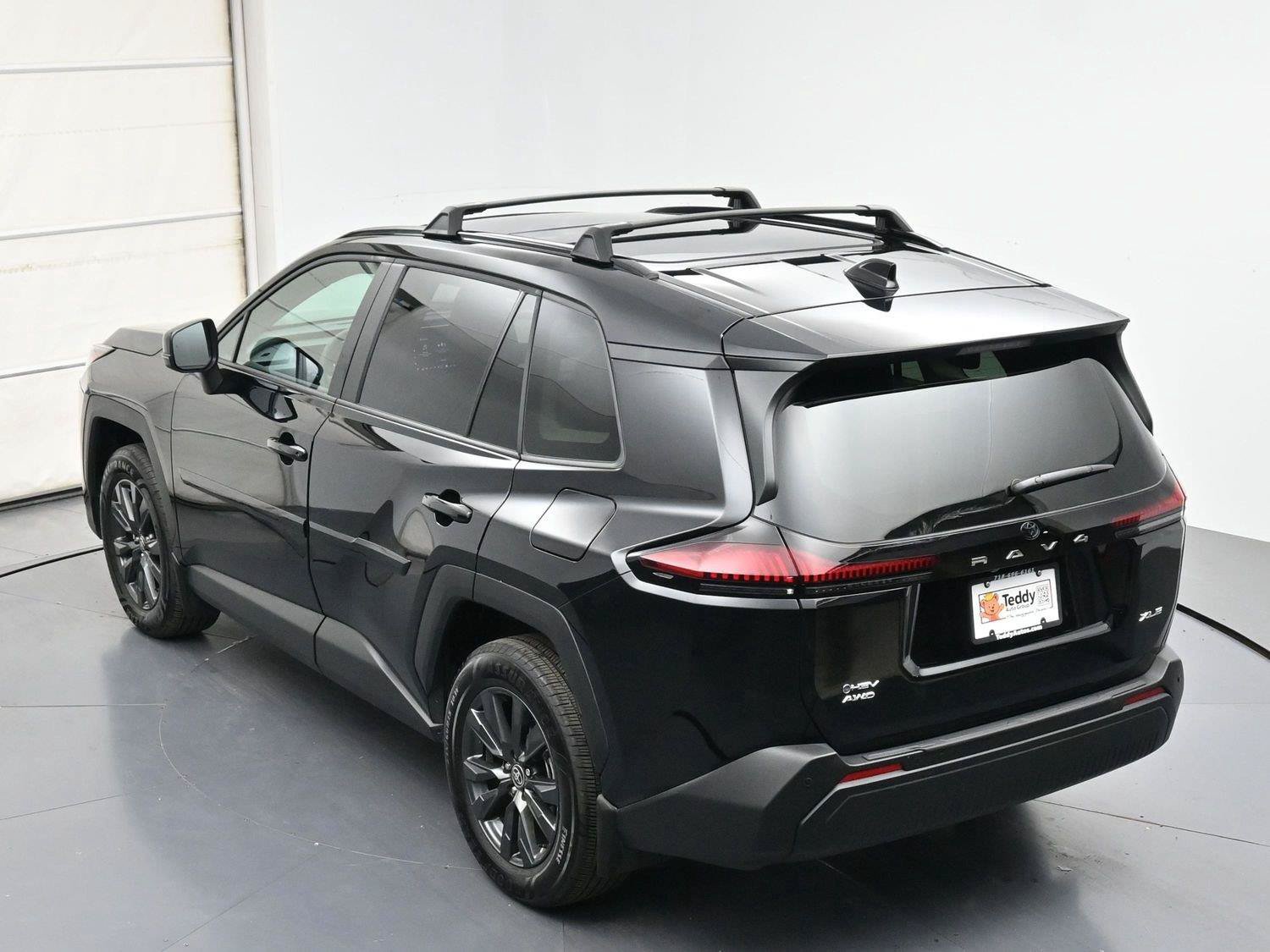 Used 2026 Toyota RAV4 XLE Premium w/ Panoramic Sun Roof Package AWD/4WD image 30