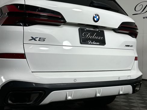 Used 2024 BMW X5 xDrive40i w/ M Sport Package AWD/4WD image 26