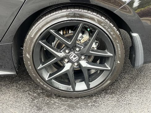 Used 2023 Honda Civic Sport image 13