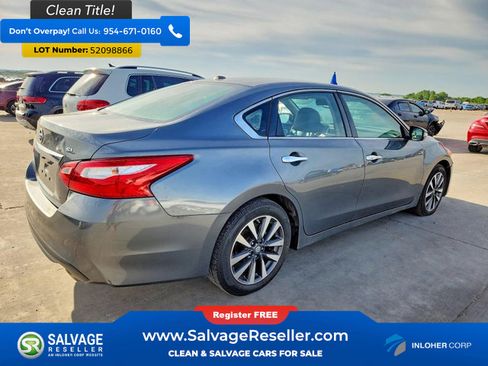 Used 2017 Nissan Altima 2.5 SL w/ Moonroof Package FWD image 4