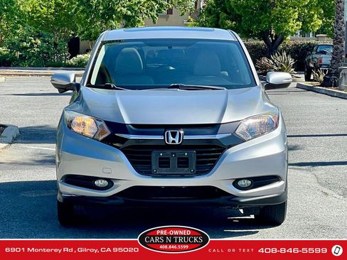 Used 2017 Honda HR-V EX image 2