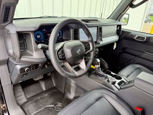 New 2026 Ford Bronco Big Bend w/ Black Diamond Package AWD/4WD image 10