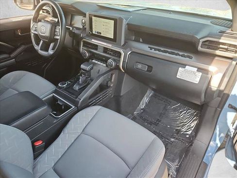 Certified 2026 Toyota Tacoma SR5 AWD/4WD image 27