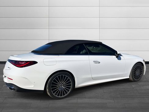 Certified 2025 Mercedes-Benz CLE 300 4MATIC Cabriolet image 3