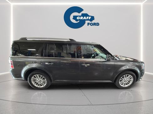 Used 2019 Ford Flex SEL w/ Class III Trailer Tow Package image 9