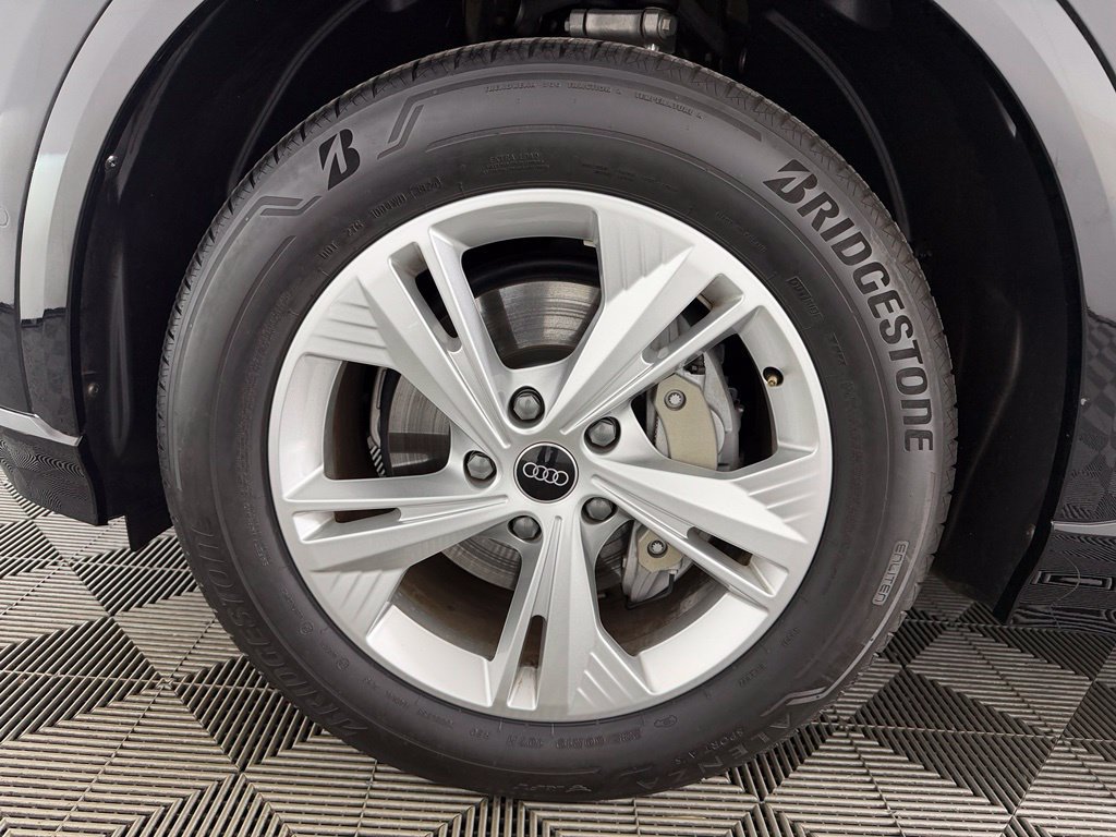 Used 2025 Audi Q6 e-tron Premium Plus w/ Premium Plus RWD image 12