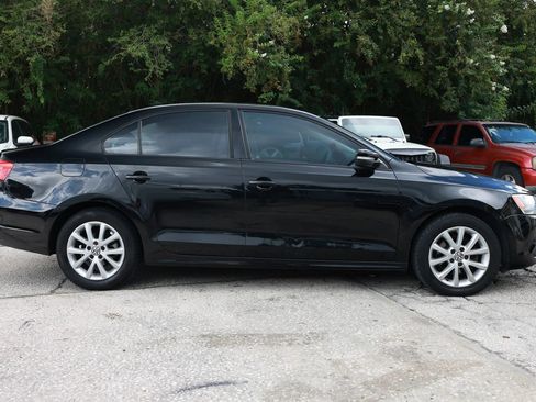Used 2012 Volkswagen Jetta SE FWD image 7