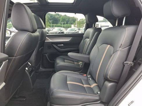 Used 2024 MAZDA CX-90 Plug-In Hybrid w/ Premium Plus AWD/4WD image 17