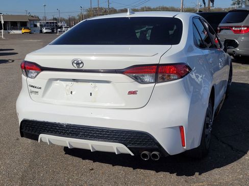 Used 2022 Toyota Corolla SE FWD image 15