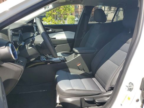 Used 2026 Chevrolet Trax LT image 17