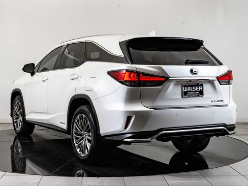 Used 2022 Lexus RX 450hL Luxury w/ Cold Area Package (CT) image 6