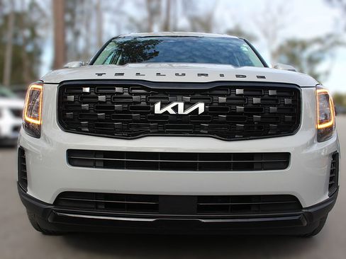 Certified 2022 Kia Telluride EX w/ EX Premium Package image 14