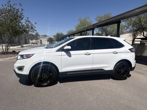 Used 2017 Ford Edge SEL w/ Equipment Group 201A FWD image 4