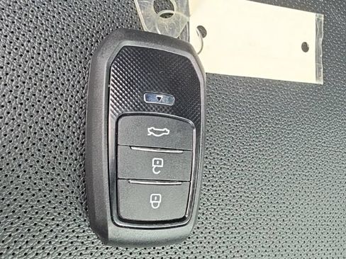 Used 2023 Kia Sportage X-Line AWD/4WD image 32