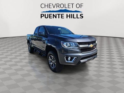 Used 2017 Chevrolet Colorado Z71 RWD image 2