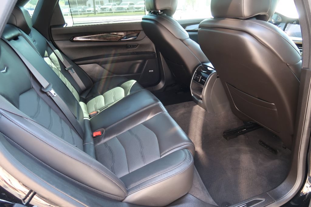 Used 2018 Cadillac CT6 Premium Luxury w/ Super Cruise Package AWD/4WD image 10