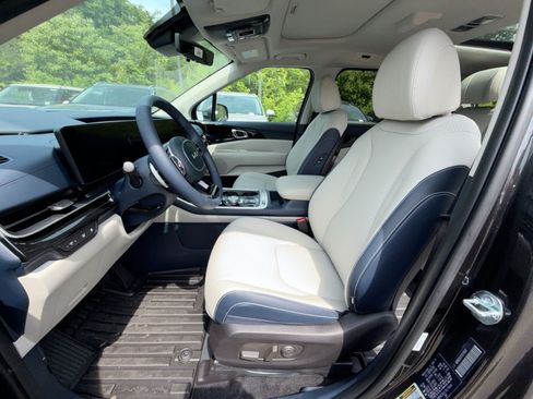 New 2026 Kia Carnival SX Prestige FWD image 26