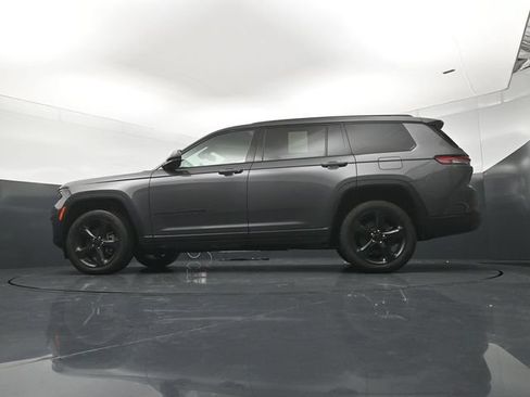 Used 2024 Jeep Grand Cherokee L Limited w/ Black Appearance Package AWD/4WD image 21