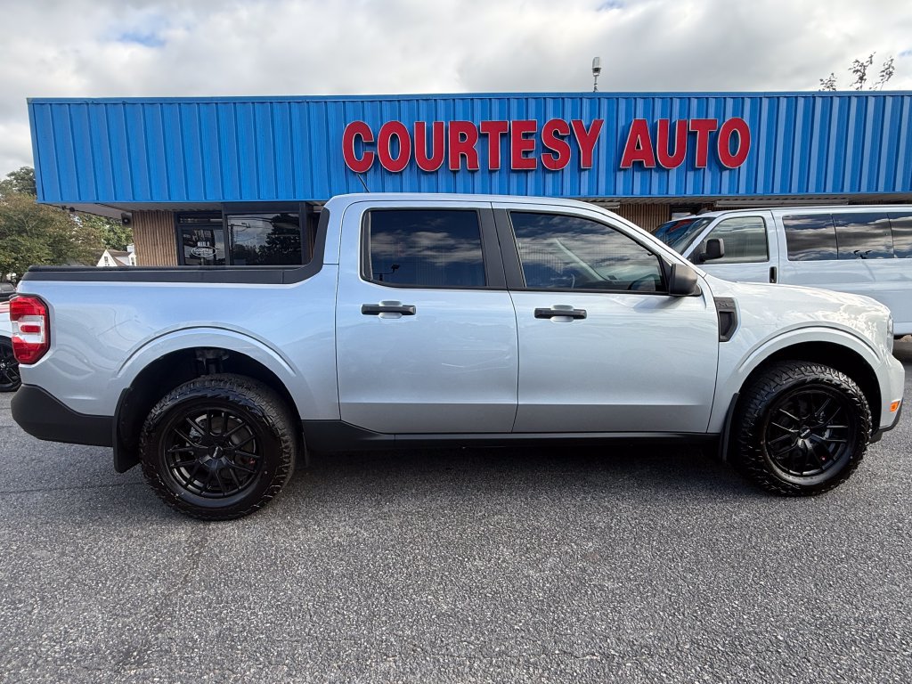 Used 2022 Ford Maverick XL FWD image 7