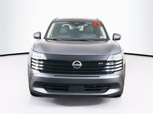 Used 2025 Nissan Kicks SR w/ Interior Electronics Package AWD/4WD image 2