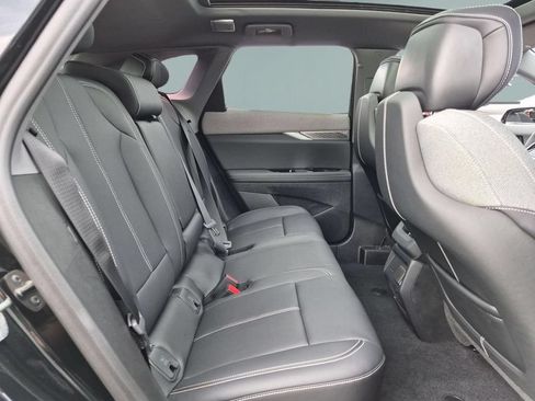 Used 2027 Cadillac Optiq Luxury RWD image 26