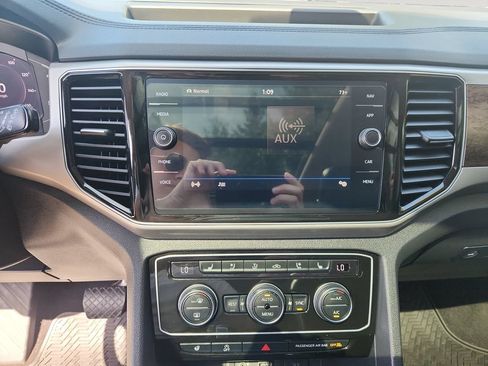 Used 2019 Volkswagen Atlas SEL Premium AWD/4WD image 15