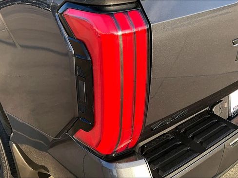 New 2026 Toyota Tundra Platinum AWD/4WD image 14