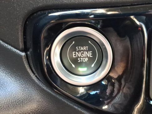 Used 2024 Chevrolet Silverado 1500 LT Trail Boss w/ LT Trail Boss Premium Package image 27