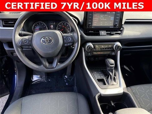 Used 2022 Toyota RAV4 XLE image 17
