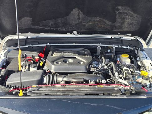 Used 2021 Jeep Wrangler Unlimited Sport image 19