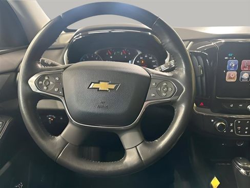 Used 2018 Chevrolet Traverse Premier w/ Driver Confidence II Package FWD image 17