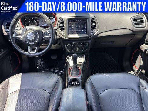 Used 2017 Jeep Compass Trailhawk w/ Leather Interior Group AWD/4WD image 12